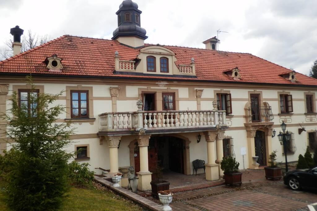 Zamecek Zdiky - Knizeci Apartman Bujanov 外观 照片